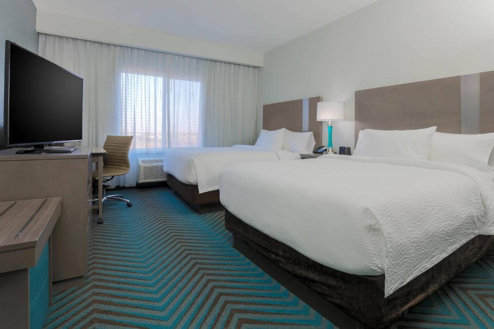 Queen Room interior